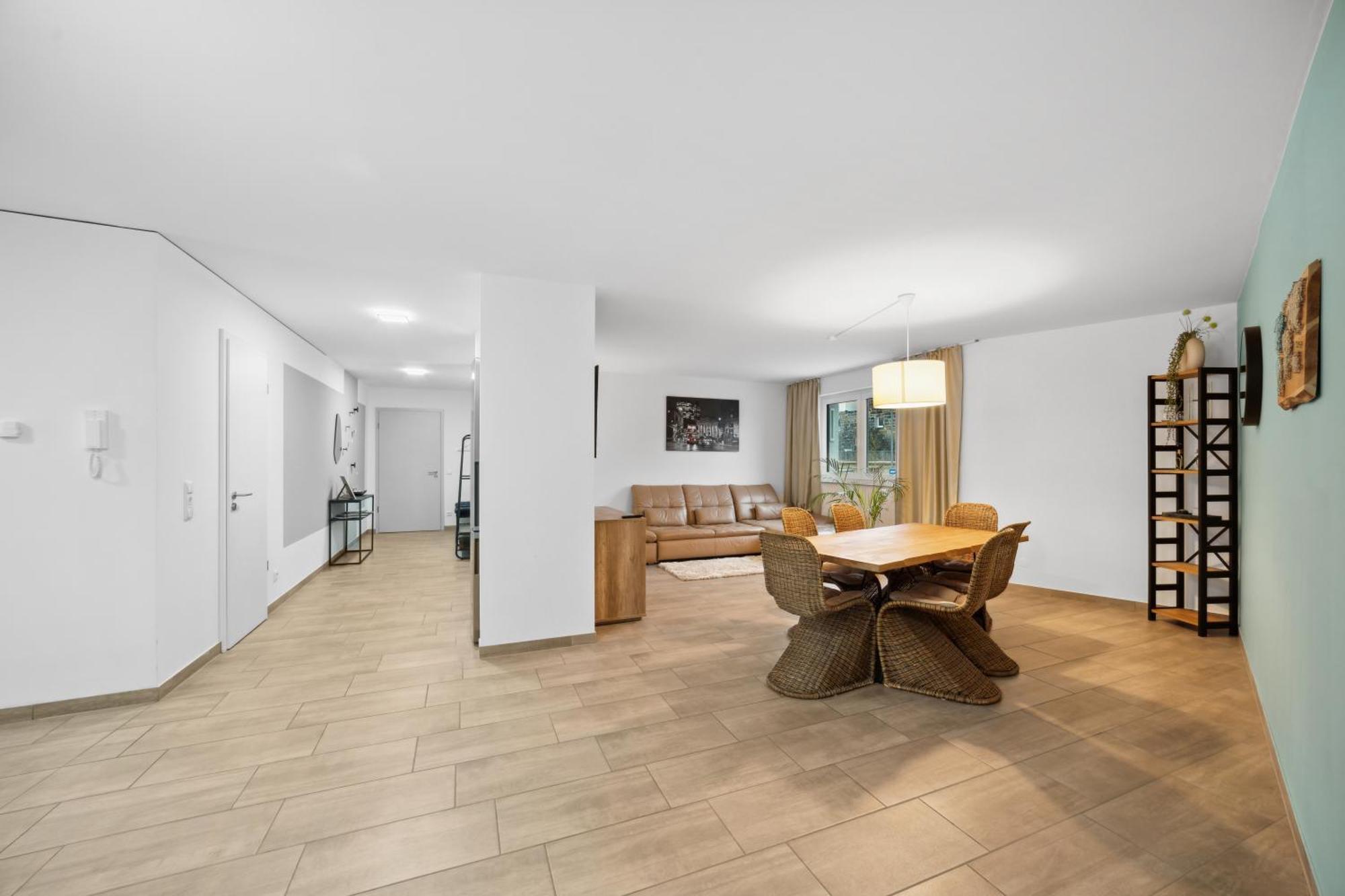 Sali Homes Spacious Apartment With Terrace In City Center 拜罗伊特 外观 照片